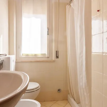 Appartement Mec Follonica